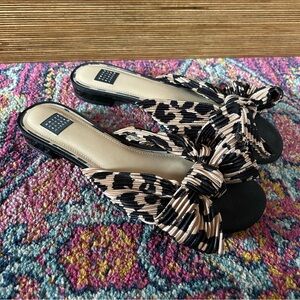 White House Black Market Liv Cheetah sandals size 9